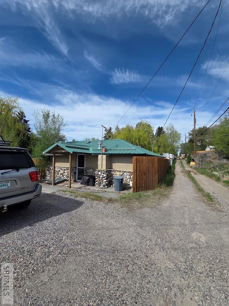 391 6th Street