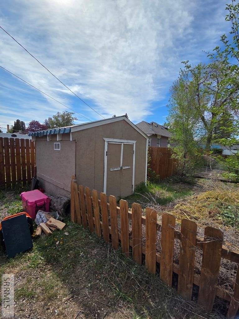 391 6th Street