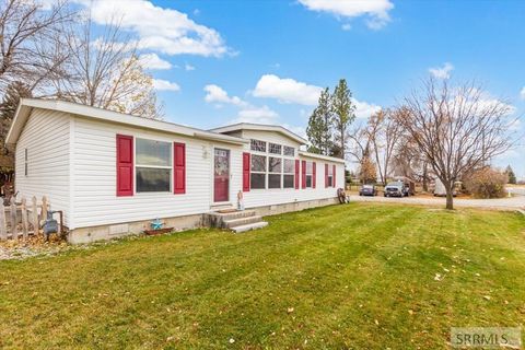 Photo of 297 N Hansen Avenue, SHELLEY, ID 83274 (MLS # 2180749)