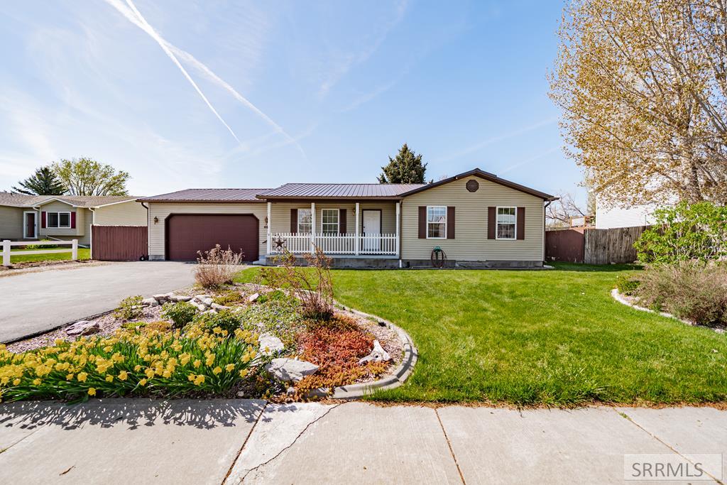 460 Hummingbird Lane, SHELLEY, Idaho image 1