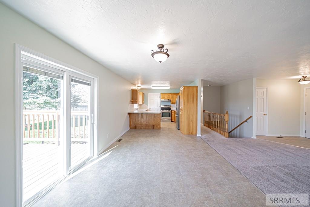 460 Hummingbird Lane, SHELLEY, Idaho image 12