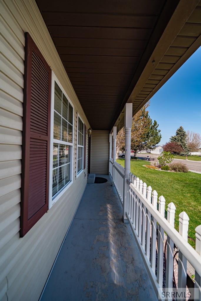 460 Hummingbird Lane, SHELLEY, Idaho image 6
