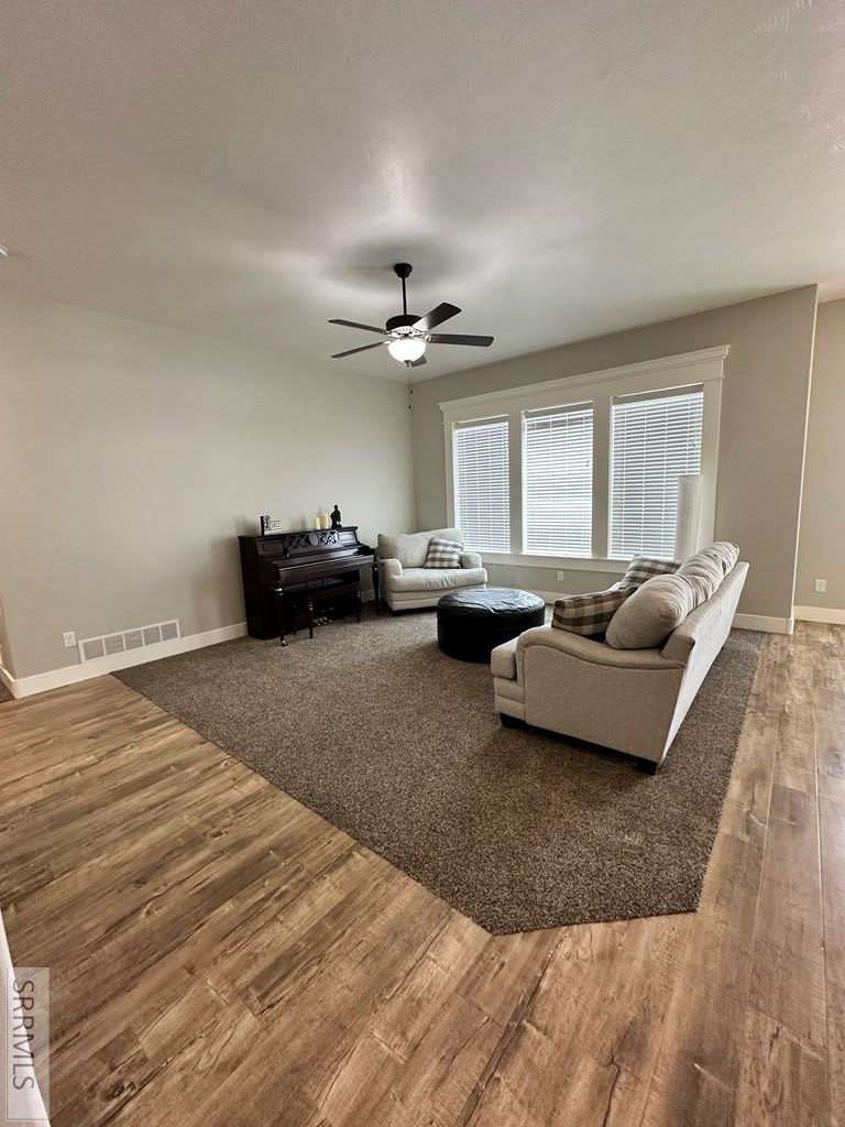 1493 Helix Boulevard, IDAHO FALLS, Idaho image 4
