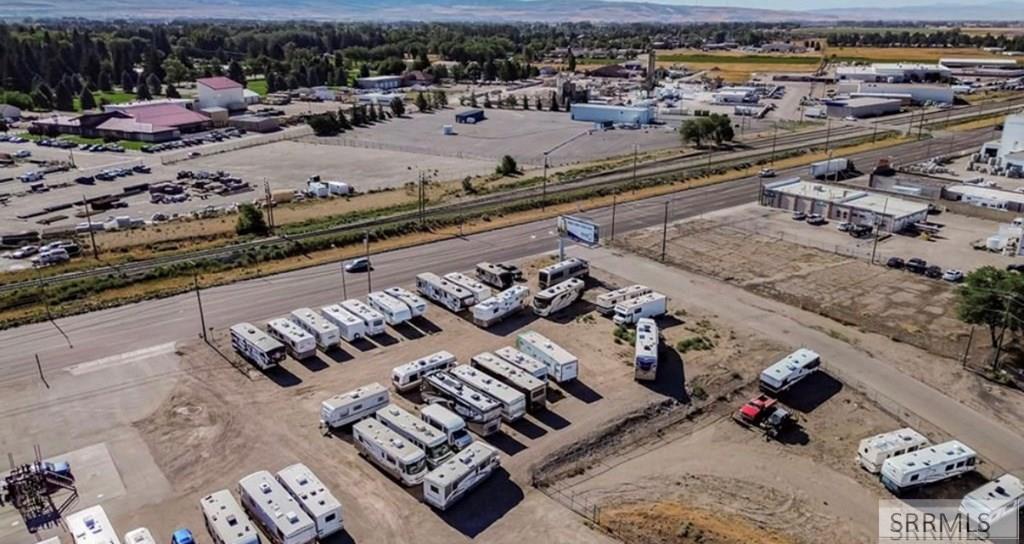 2000 Yellowstone Hwy