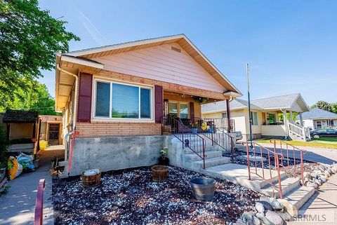 Photo of 1046 E Lander Street, POCATELLO, ID 83201 (MLS # 2180606)