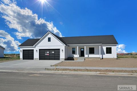 Photo of 440 Spruce Way, RIGBY, ID 83442 (MLS # 2186169)