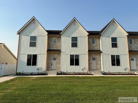 Photo of 1266 Wright Road #C, POCATELLO, ID 83202 (MLS # 2180609)