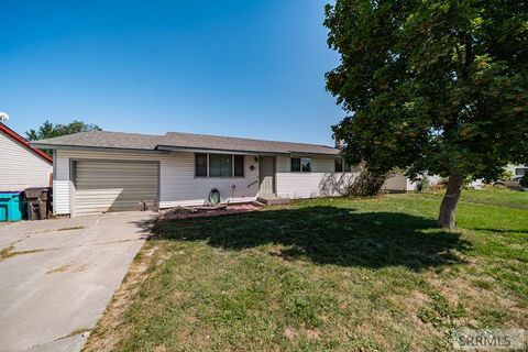 Photo of 4125 Lance Street, IDAHO FALLS, ID 83401 (MLS # 2179070)
