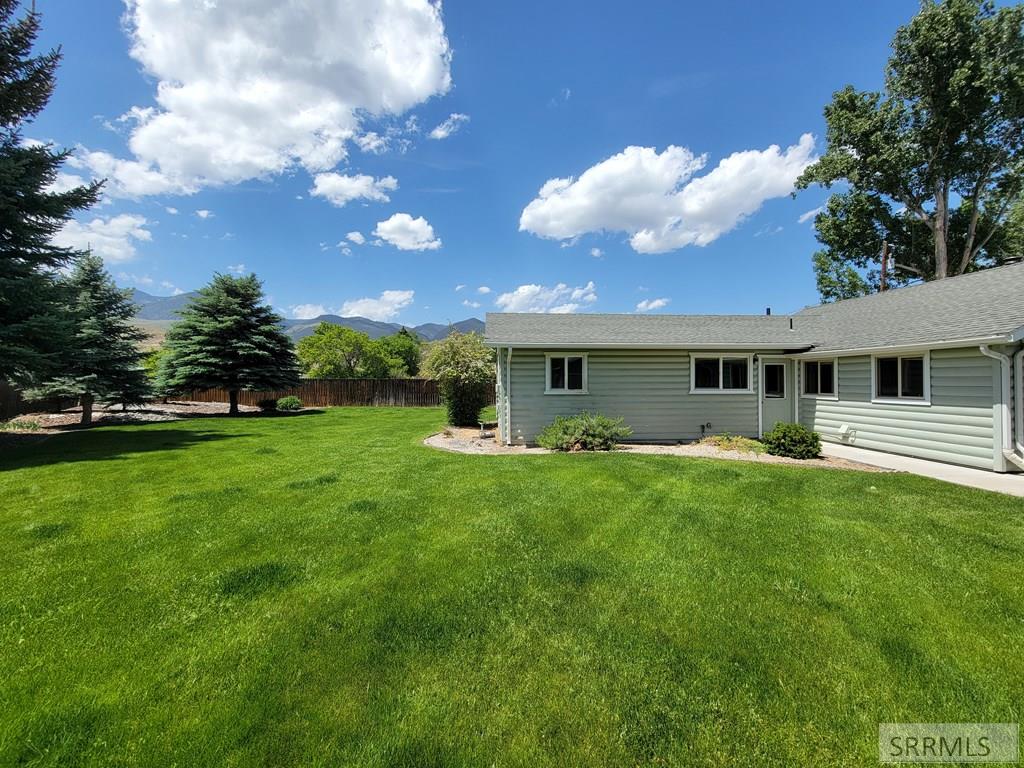 211 Dahle Avenue, SALMON, Idaho image 13