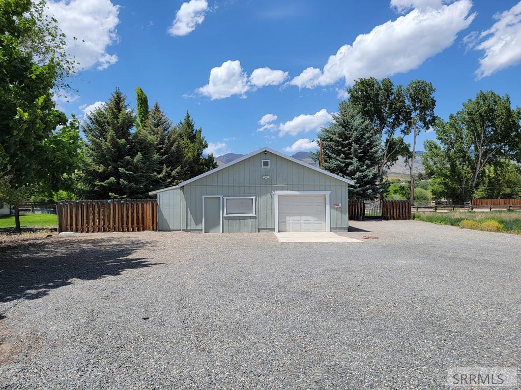 211 Dahle Avenue, SALMON, Idaho image 4
