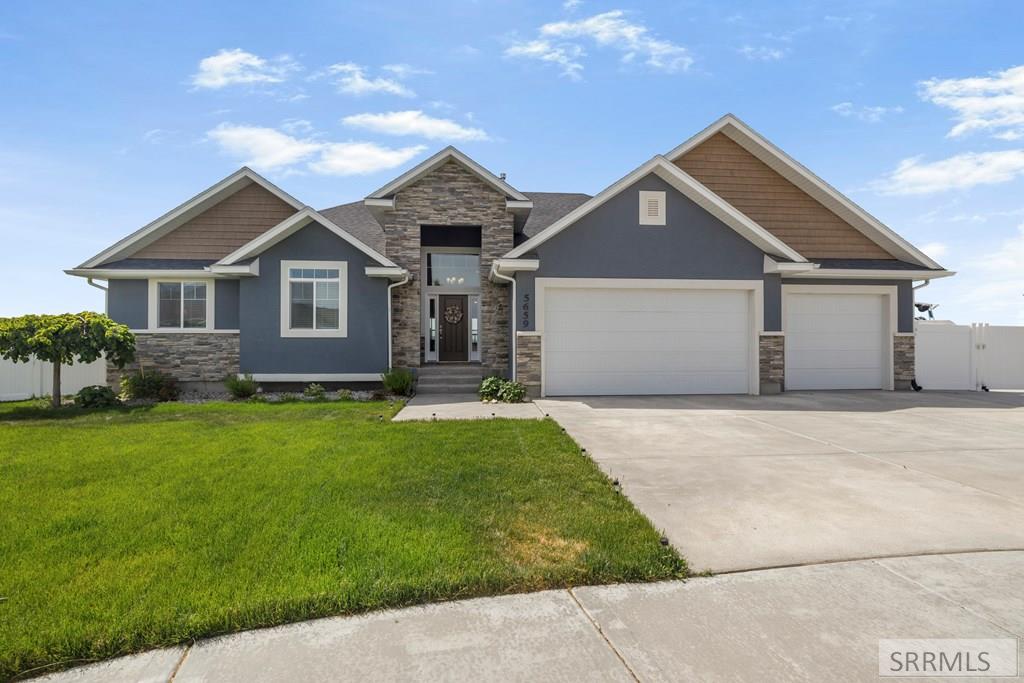 5659 Jolyn Way
