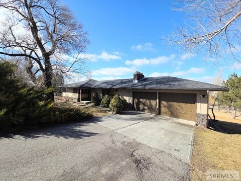 Photo of 595 N Murdock Lane, IDAHO FALLS, ID 83402 (MLS # 2182401)