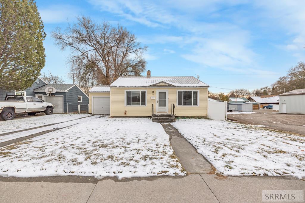 270 E 21st Street, IDAHO FALLS, Idaho image 3