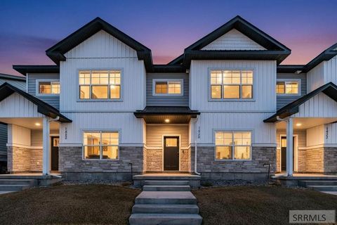 Photo of 1426 Fremont Ave, IDAHO FALLS, ID 83402 (MLS # 2181864)