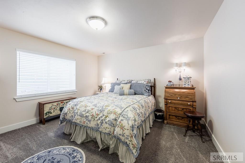 1876 Warm Springs Road, IDAHO FALLS, Idaho image 31