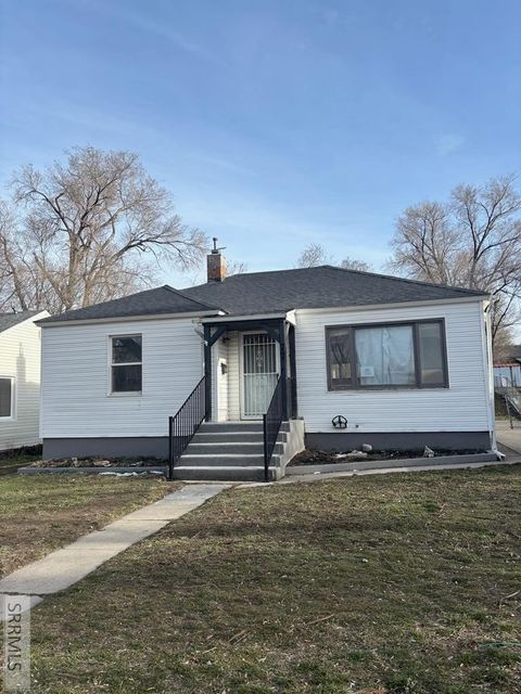 Photo of 77 Cottonwood Avenue, POCATELLO, ID 83204 (MLS # 2184548)