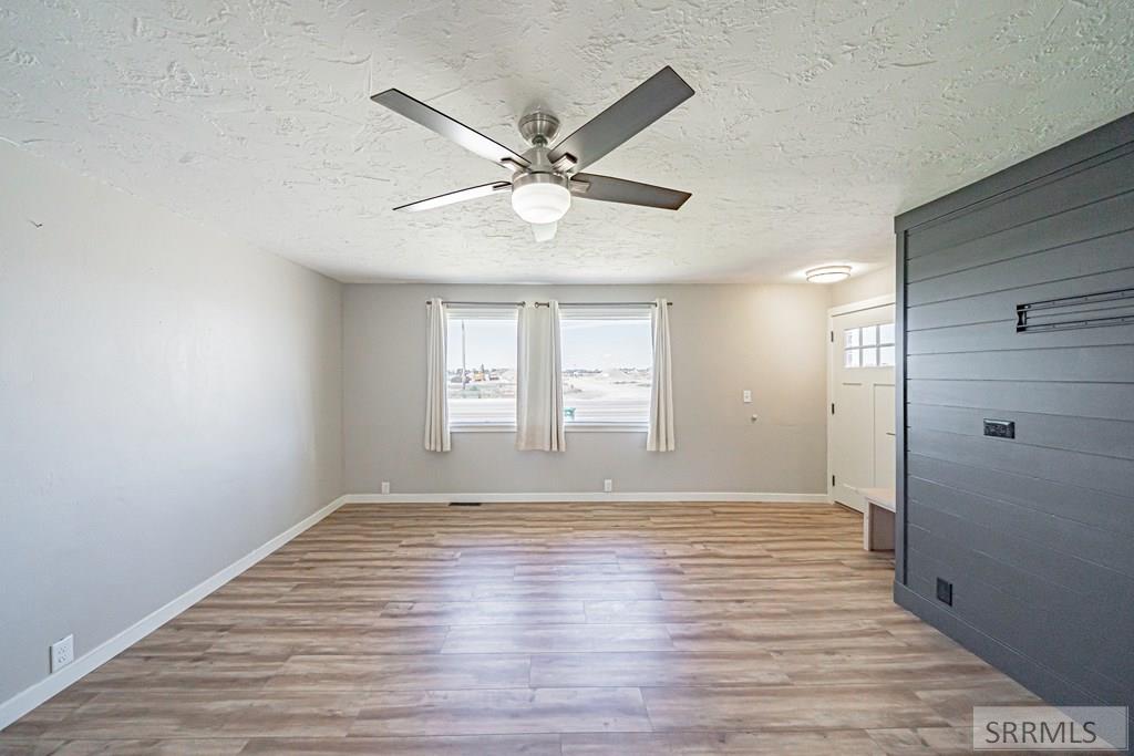 2660 E Lincoln Road, IDAHO FALLS, Idaho image 8