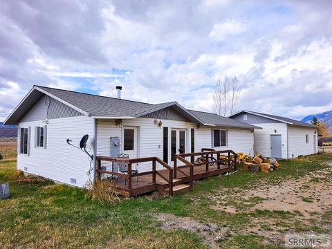 Photo of 3530 W 4050 N, MOORE, ID 83255 (MLS # 2185221)