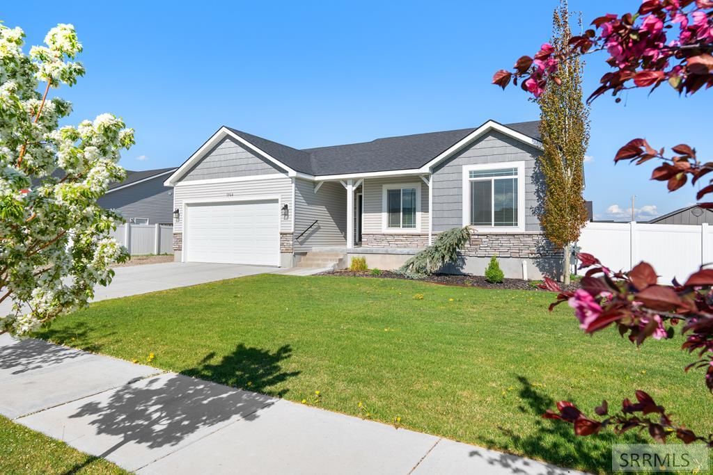 3964 N Hemingway Avenue, IDAHO FALLS, Idaho image 1