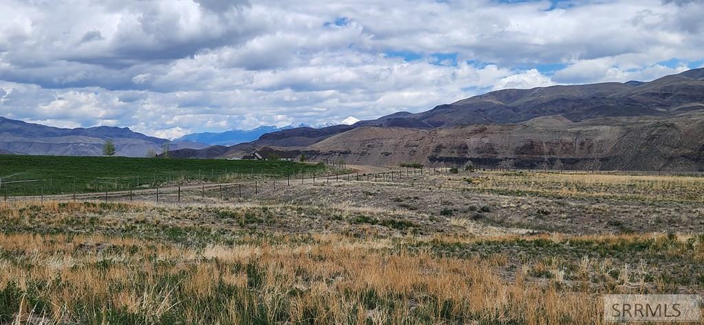 720 Conestoga Crossing, CHALLIS, Idaho image 2