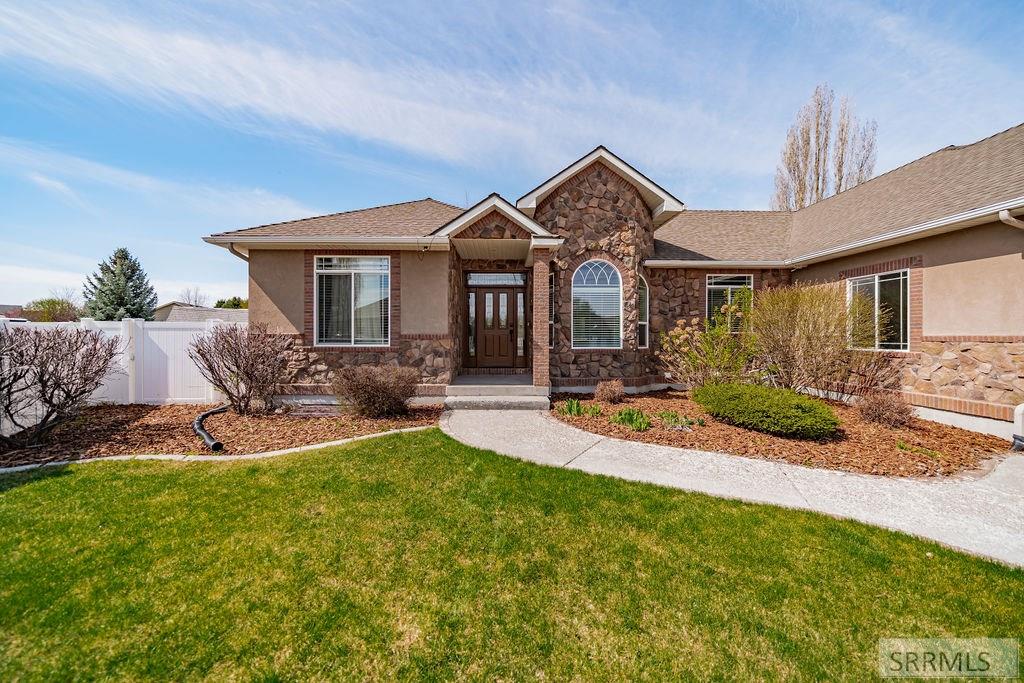 2499 Blue Canyon Circle, IDAHO FALLS, Idaho image 2