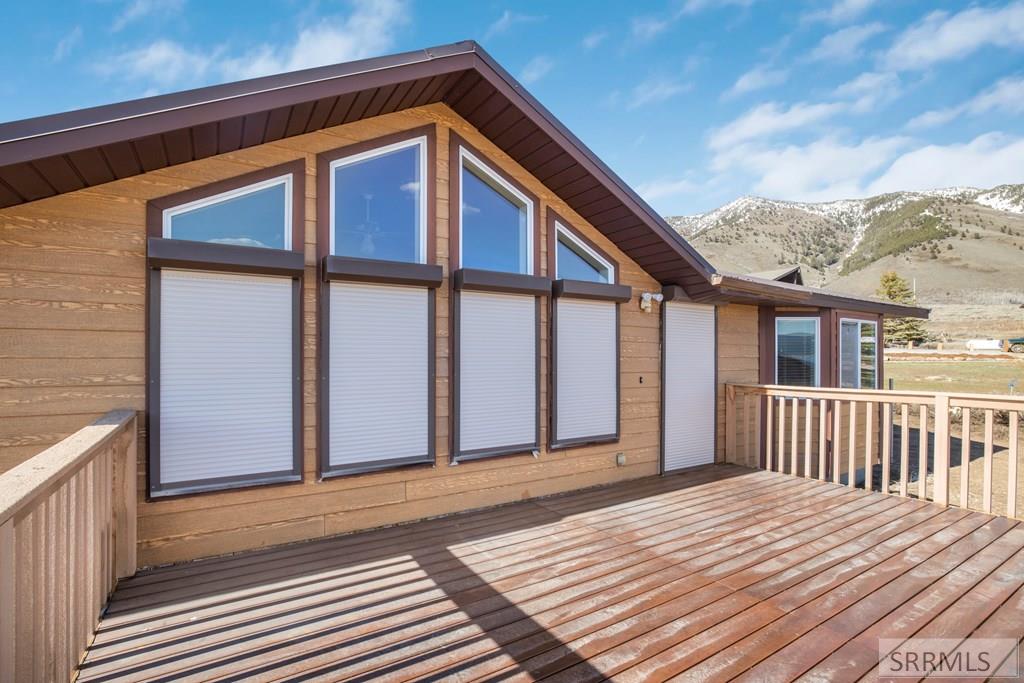 3675 Henrys Lake Circle, ISLAND PARK, Idaho image 8