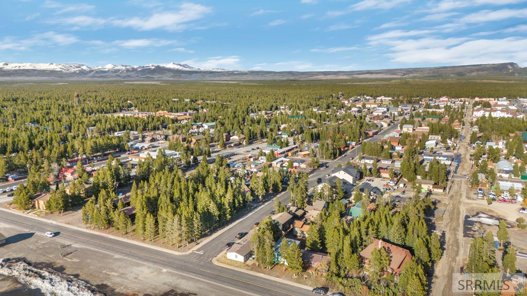 3675 Henrys Lake Circle, ISLAND PARK, Idaho image 48