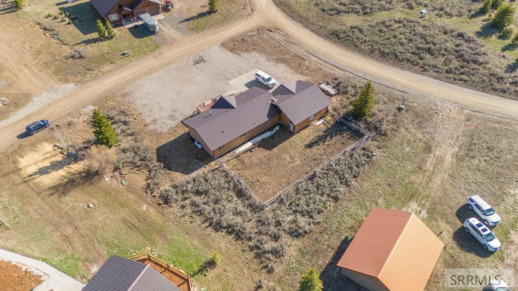 3675 Henrys Lake Circle, ISLAND PARK, Idaho image 35