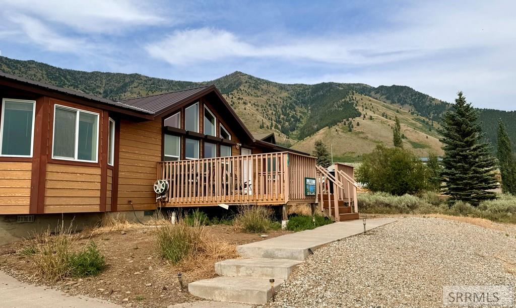 3675 Henrys Lake Circle, ISLAND PARK, Idaho image 10