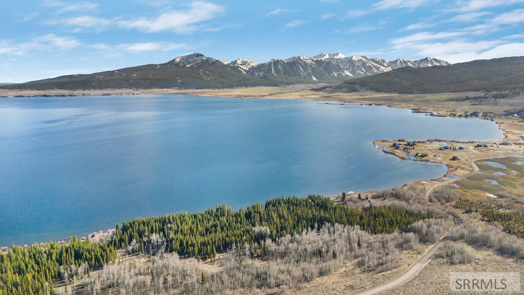3675 Henrys Lake Circle, ISLAND PARK, Idaho image 42