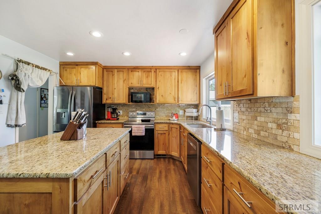 1576 Stanger Drive, IDAHO FALLS, Idaho image 5