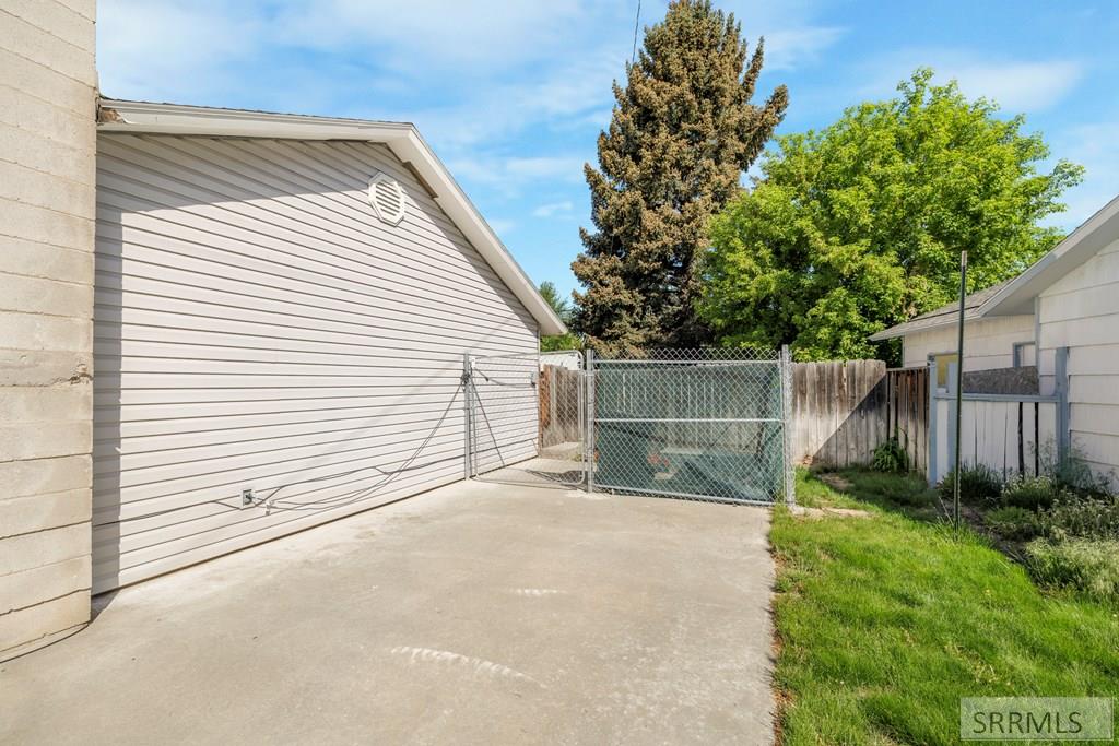 1576 Stanger Drive, IDAHO FALLS, Idaho image 4