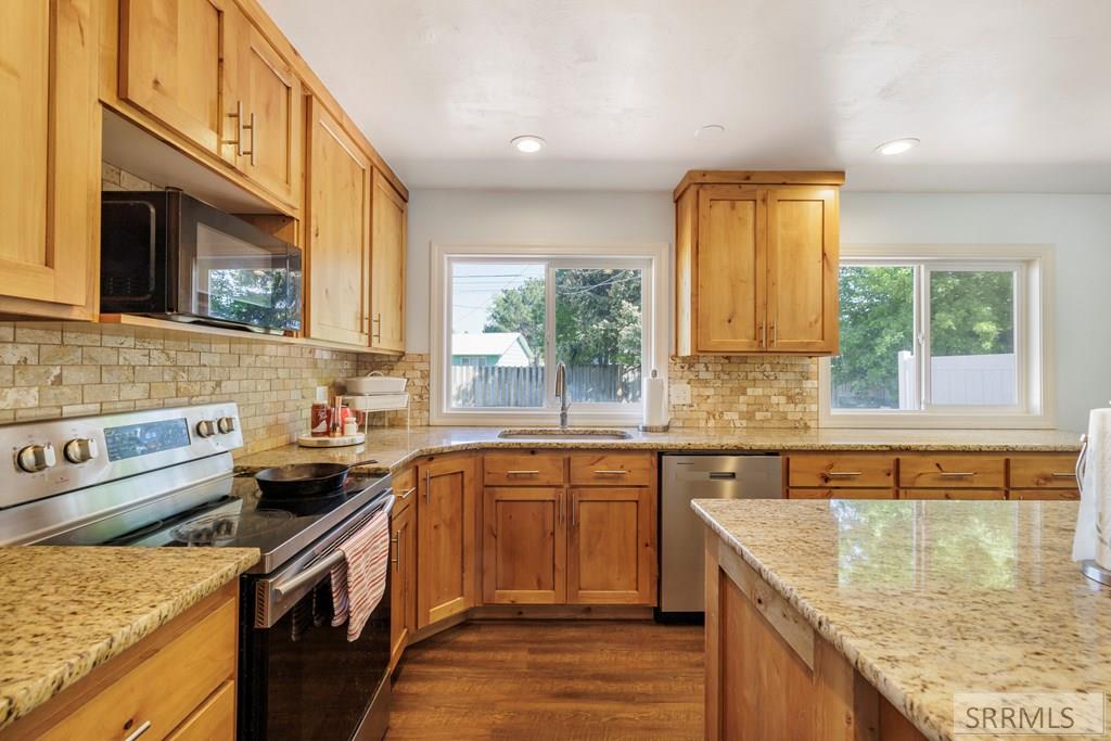 1576 Stanger Drive, IDAHO FALLS, Idaho image 6