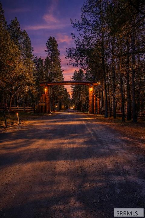 Photo of 1663 Shadow Run, ASHTON, ID 83420 (MLS # 2180695)