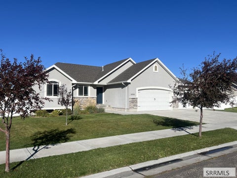 Homes For Sale - 4806 S Mountain Bend Drive<br/> IDAHO FALLS, ID 83406