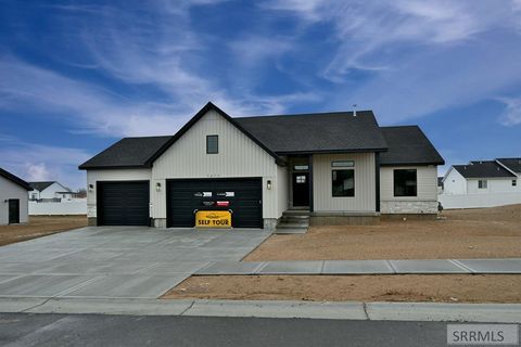 Photo of 3673 Eugene Avenue, AMMON, ID 83406 (MLS # 2182368)