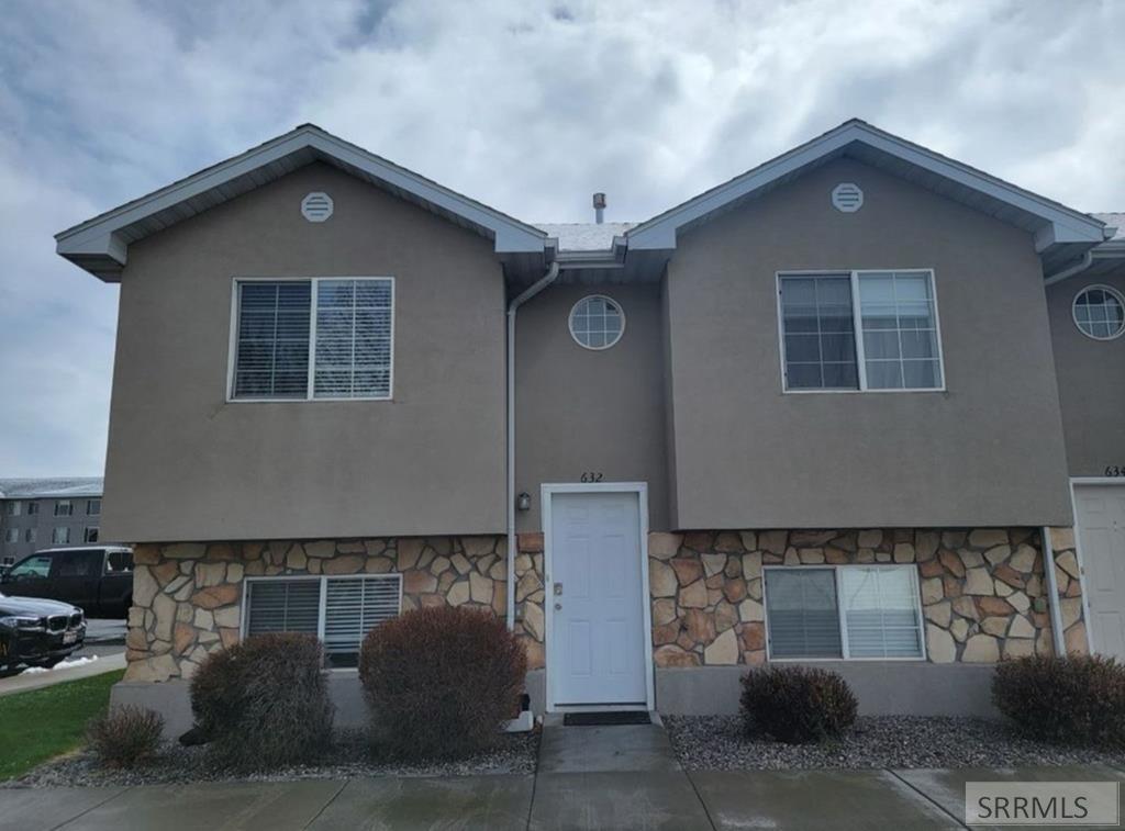 632 Valinda, REXBURG, Idaho image 1