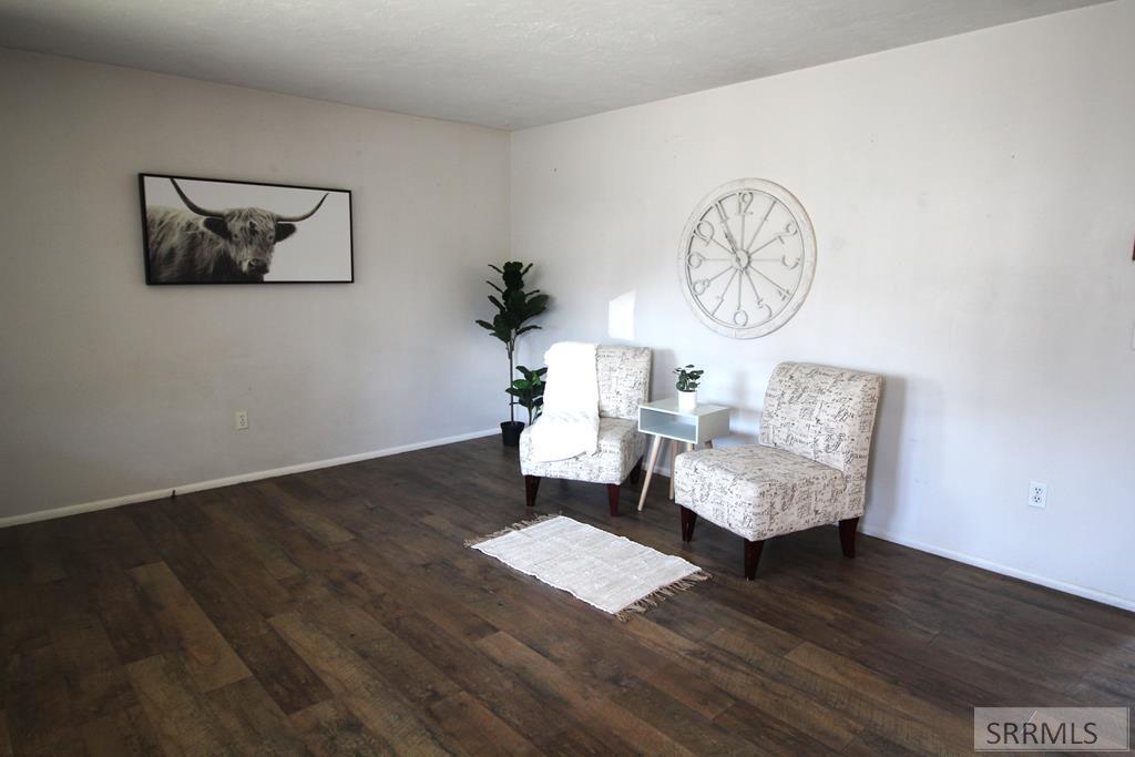 605 S Maurine Drive, IDAHO FALLS, Idaho image 3
