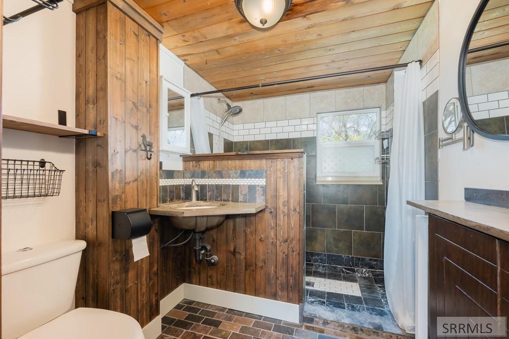 384 E 17th Street, IDAHO FALLS, Idaho image 5