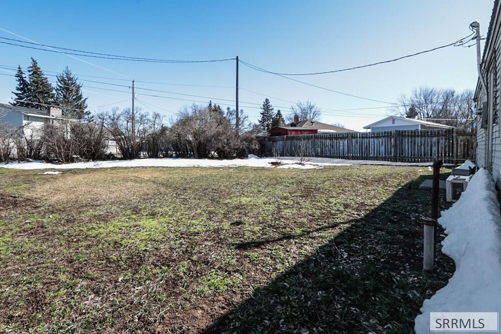 1045 Bonneville Drive