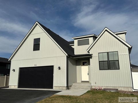 Photo of 733 Rustic Road, POCATELLO, ID 83201 (MLS # 2185663)