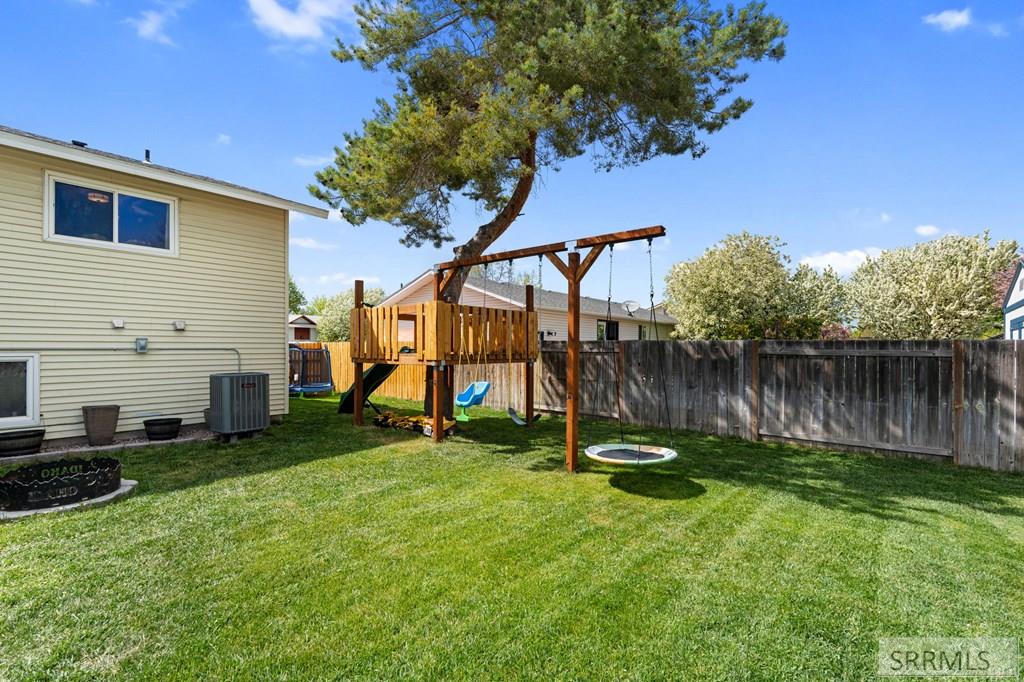 5008 Redfish St, CHUBBUCK, Idaho image 38