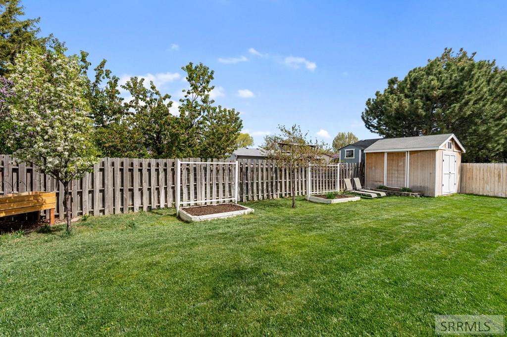 5008 Redfish St, CHUBBUCK, Idaho image 39