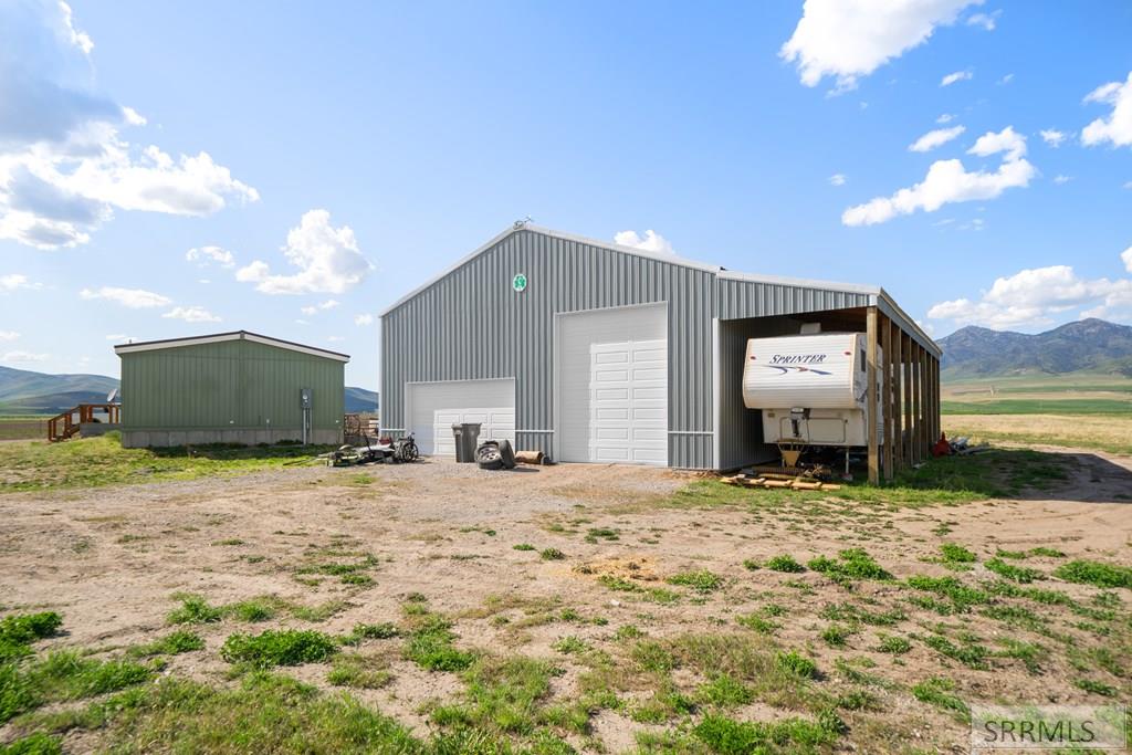 Malad, Idaho 83252, United States, 3 Bedrooms Bedrooms, ,2 BathroomsBathrooms,Residential,Pending,127412