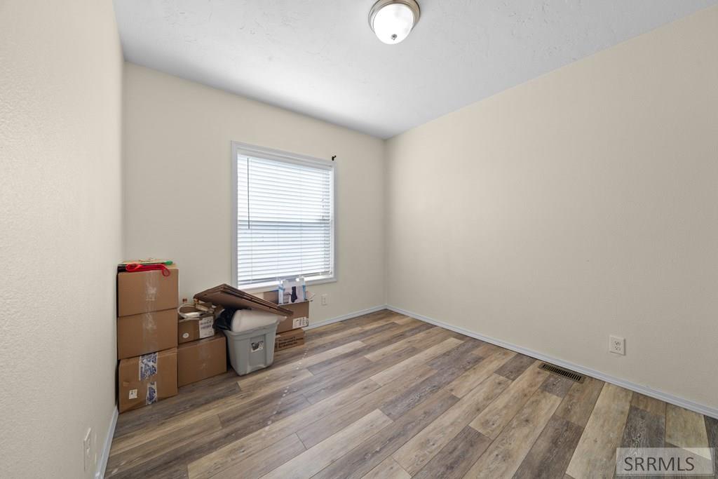 Malad, Idaho 83252, United States, 3 Bedrooms Bedrooms, ,2 BathroomsBathrooms,Residential,Pending,127412