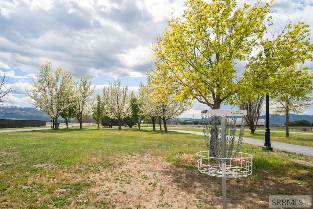 Malad, Idaho 83252, United States, 3 Bedrooms Bedrooms, ,2 BathroomsBathrooms,Residential,Pending,127412