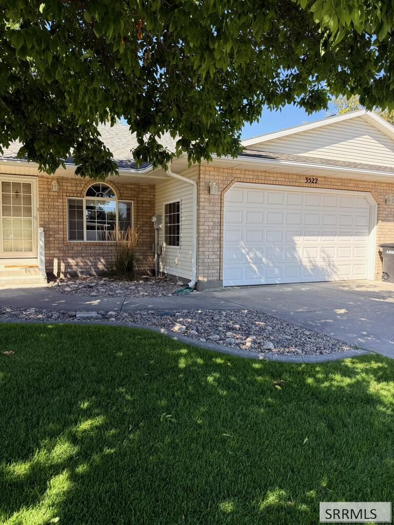 3522 Stonehaven Drive