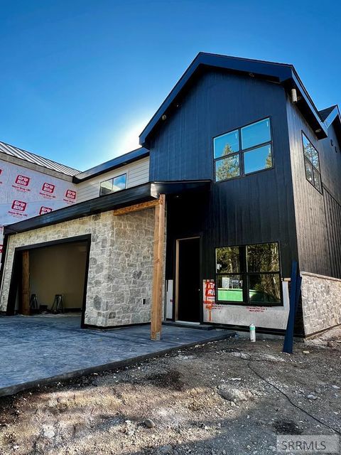Photo of 4359 Yeti Ln, ISLAND PARK, ID 83429 (MLS # 2178790)