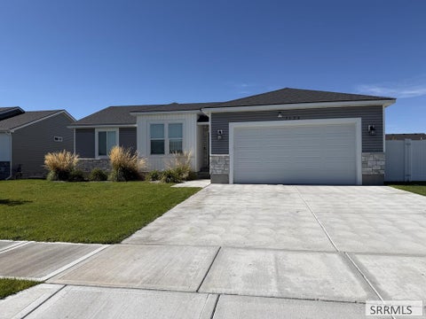 Homes For Sale - 7154 S Branston Ave<br/> IDAHO FALLS, ID 83402