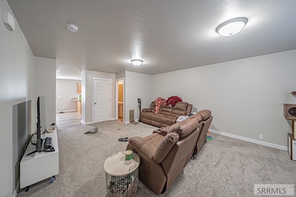 2001 Lawrence Lane #1004, BLACKFOOT, Idaho image 4